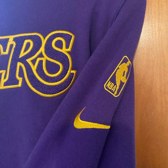 Men’s Nike Lakers Hoodie Size Small - Picture 4 of 5